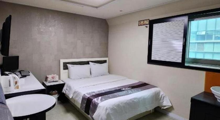 Novalus Tourist Hotel Seoul Exterior photo